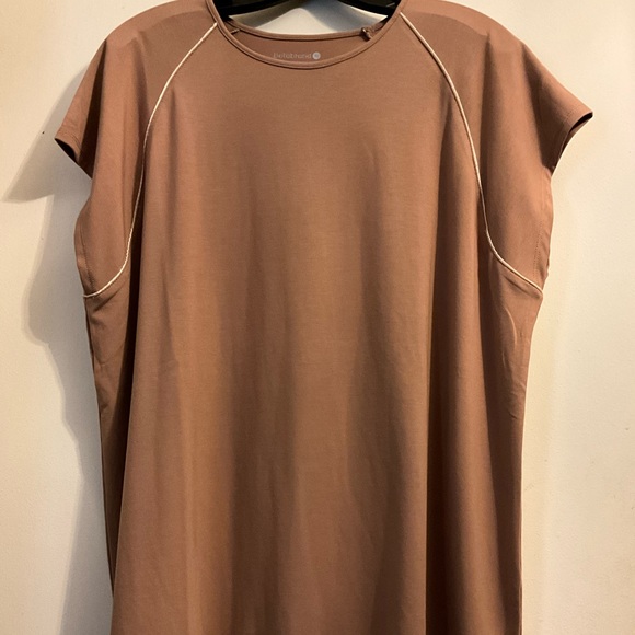 Betabrand XL Retro Contrast Raglan Tee $30 - Picture 4 of 4